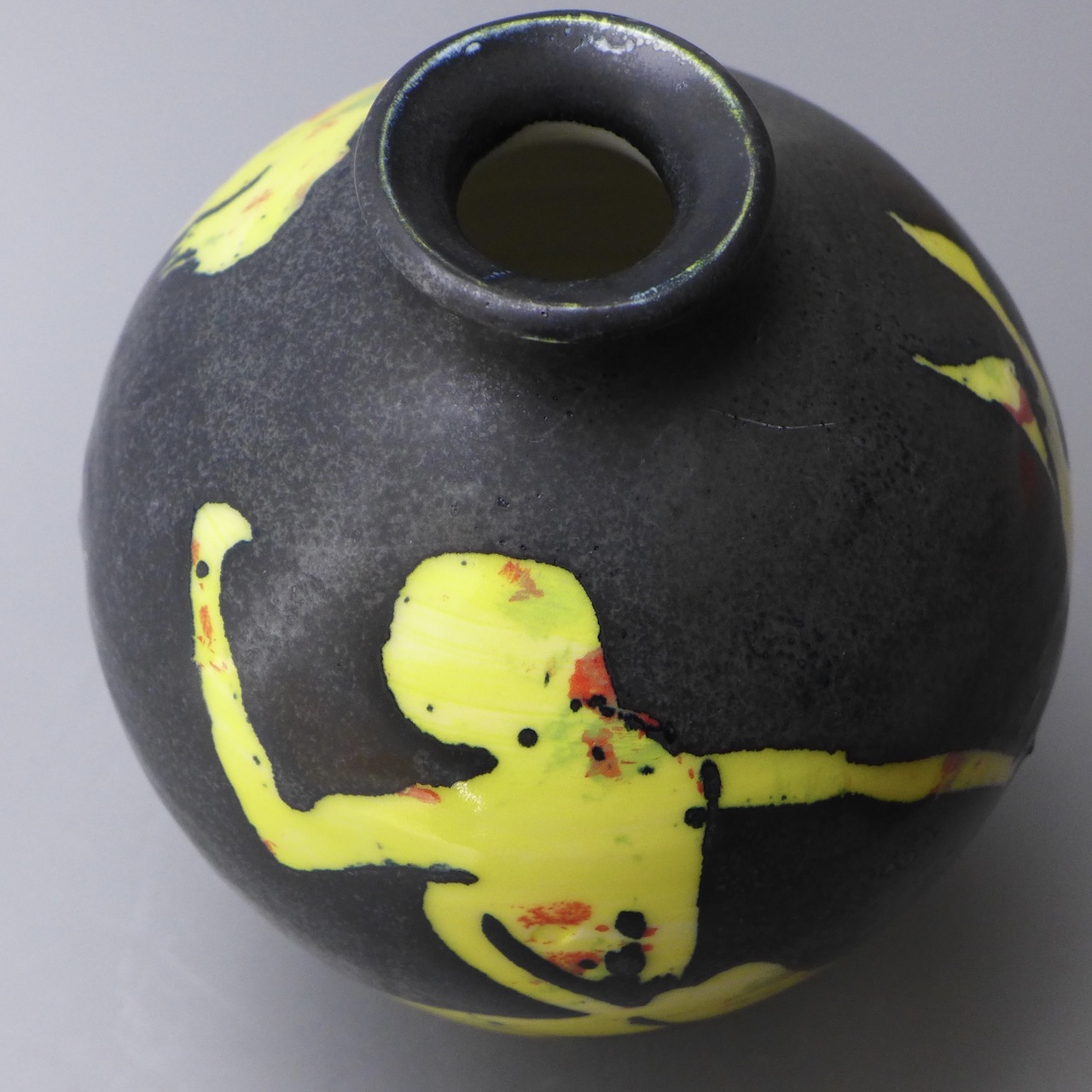 Figurative Yellow Vase 02