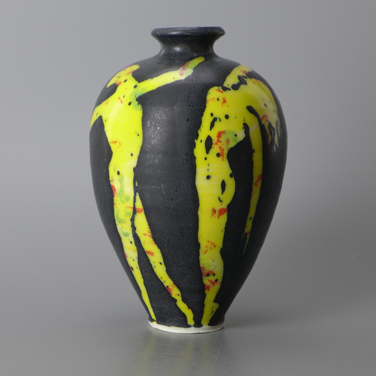 Figurative Vase in Yellow 03